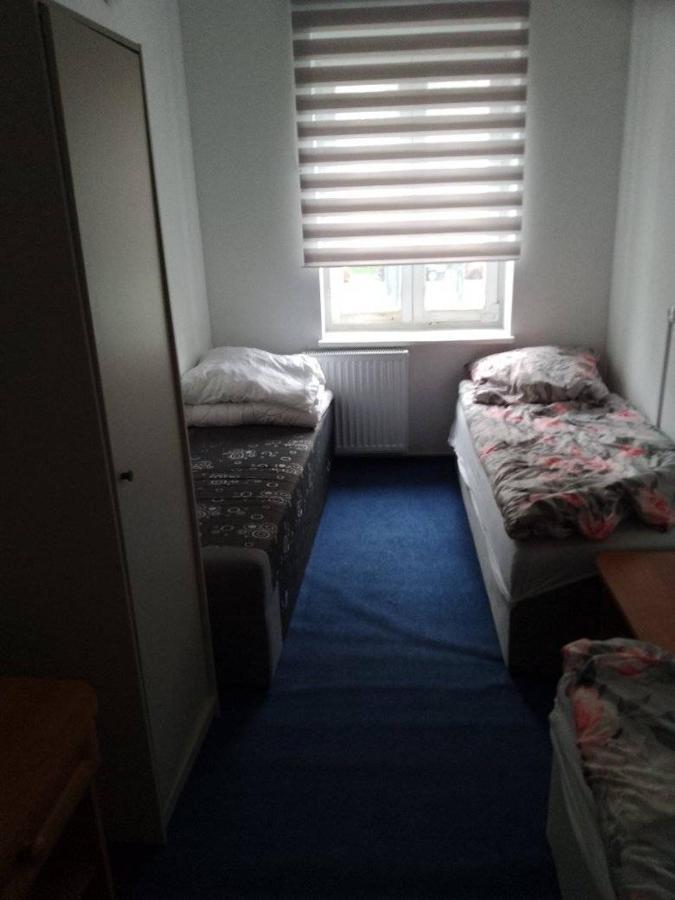 Sagittarius Hostel- Pracowniczy Łódź Eksteriør bilde