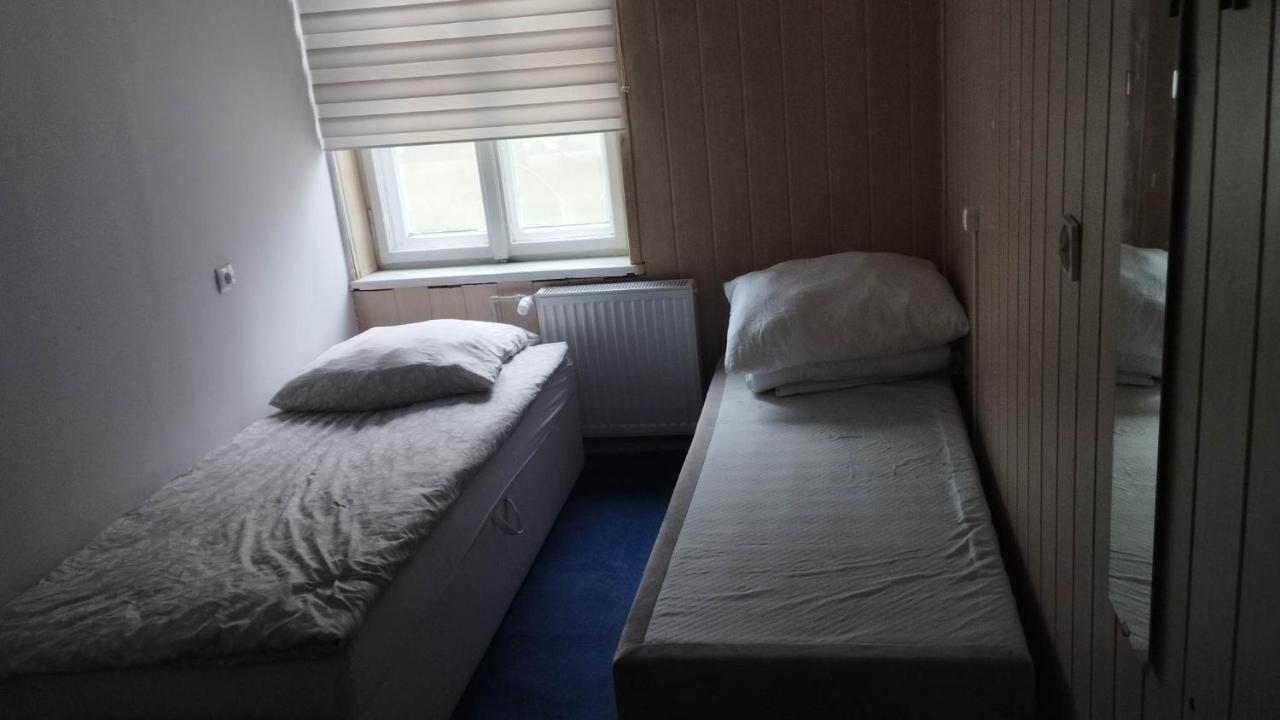Sagittarius Hostel- Pracowniczy Łódź Eksteriør bilde